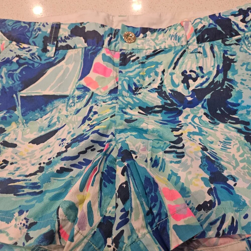 Lily Pulitzer Callahan shorts, multicolor in size 10 - Picture 4 of 4